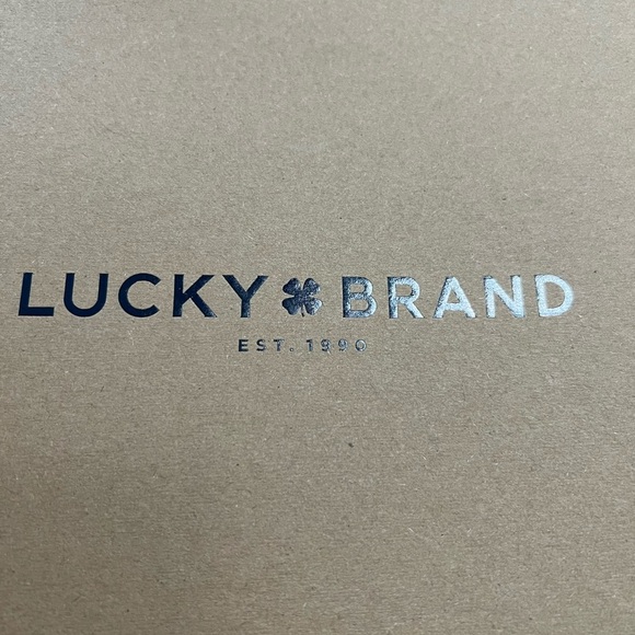 Lucky Brand Javan Print Natural Print Cow Suede Size 7 1/2 - Picture 5 of 7